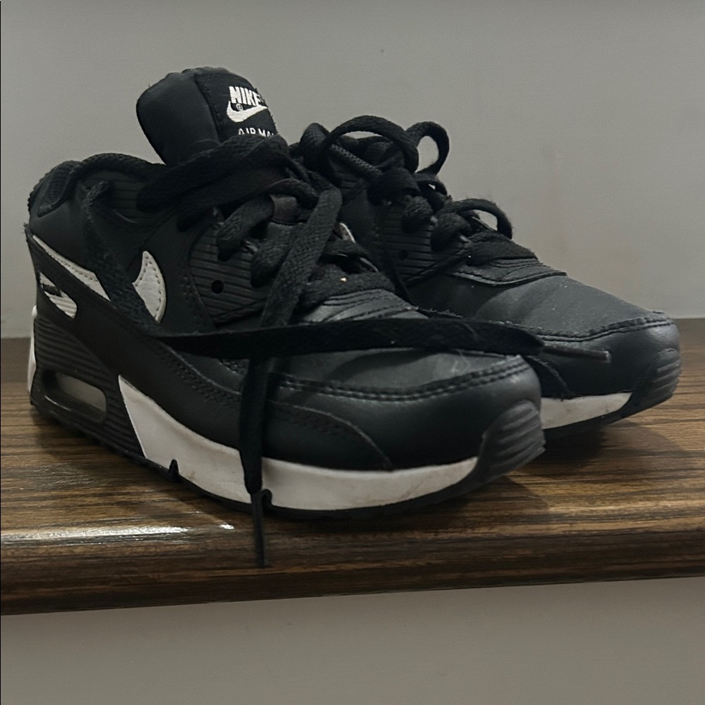 Nike Kids Black and White Sneakers